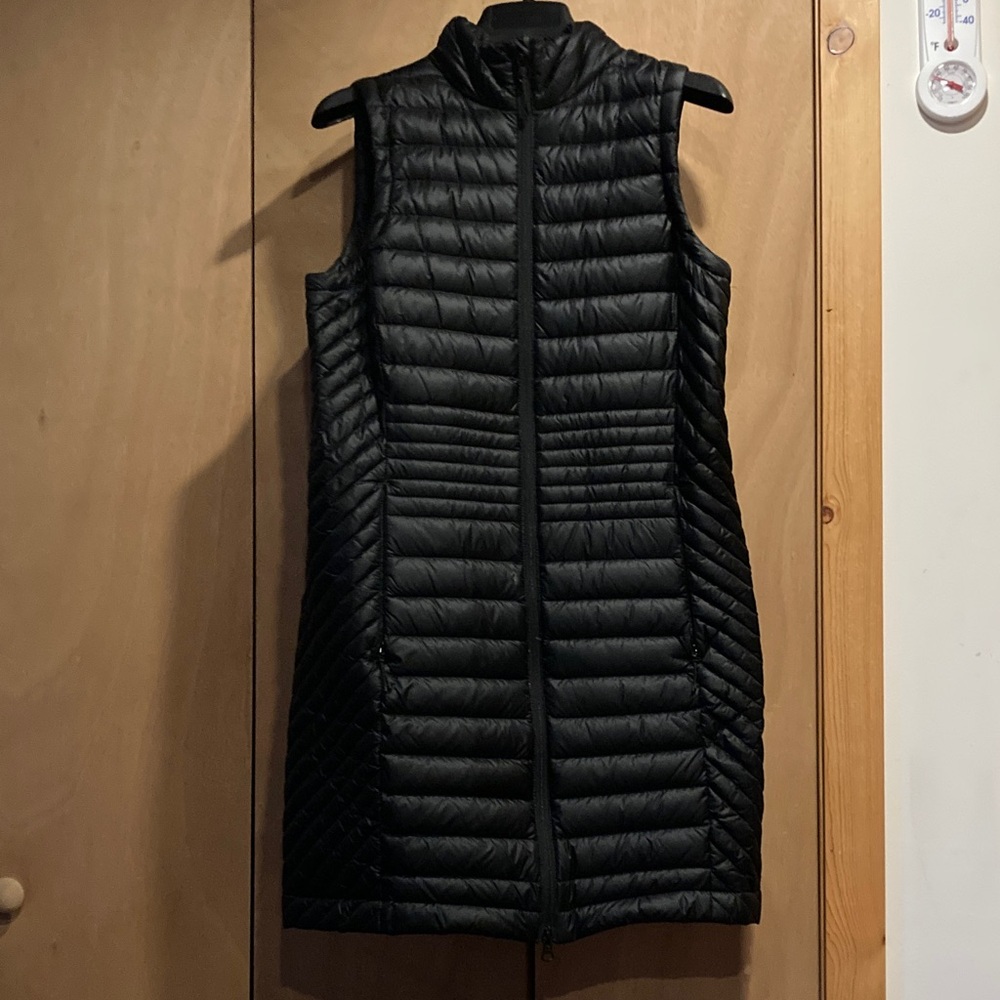 Duluth Trading Co Black Puffer Vest
